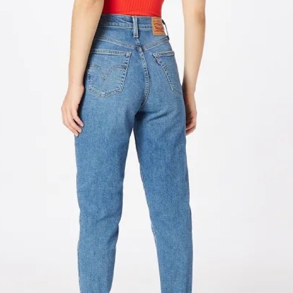 BRAND NEW (with tags) Levi’s High Waisted Taper Jeans - Picture 3 of 12